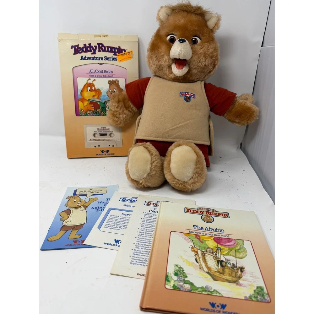 Vintage 1985 Teddy Ruxpin Talking Bear with Tape Book Instructions WORKS